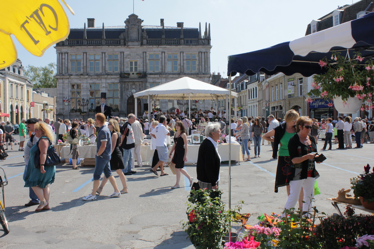 Les plus beaux dimanches de Bergues.jpg