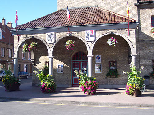 Sint-Winoksbergen (Bergues)  Toerisme