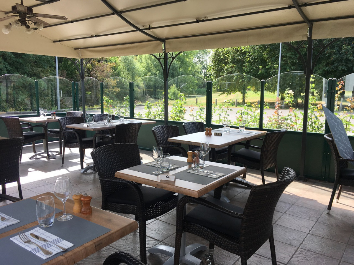 Au pont tournant 2023 terrasse.JPG