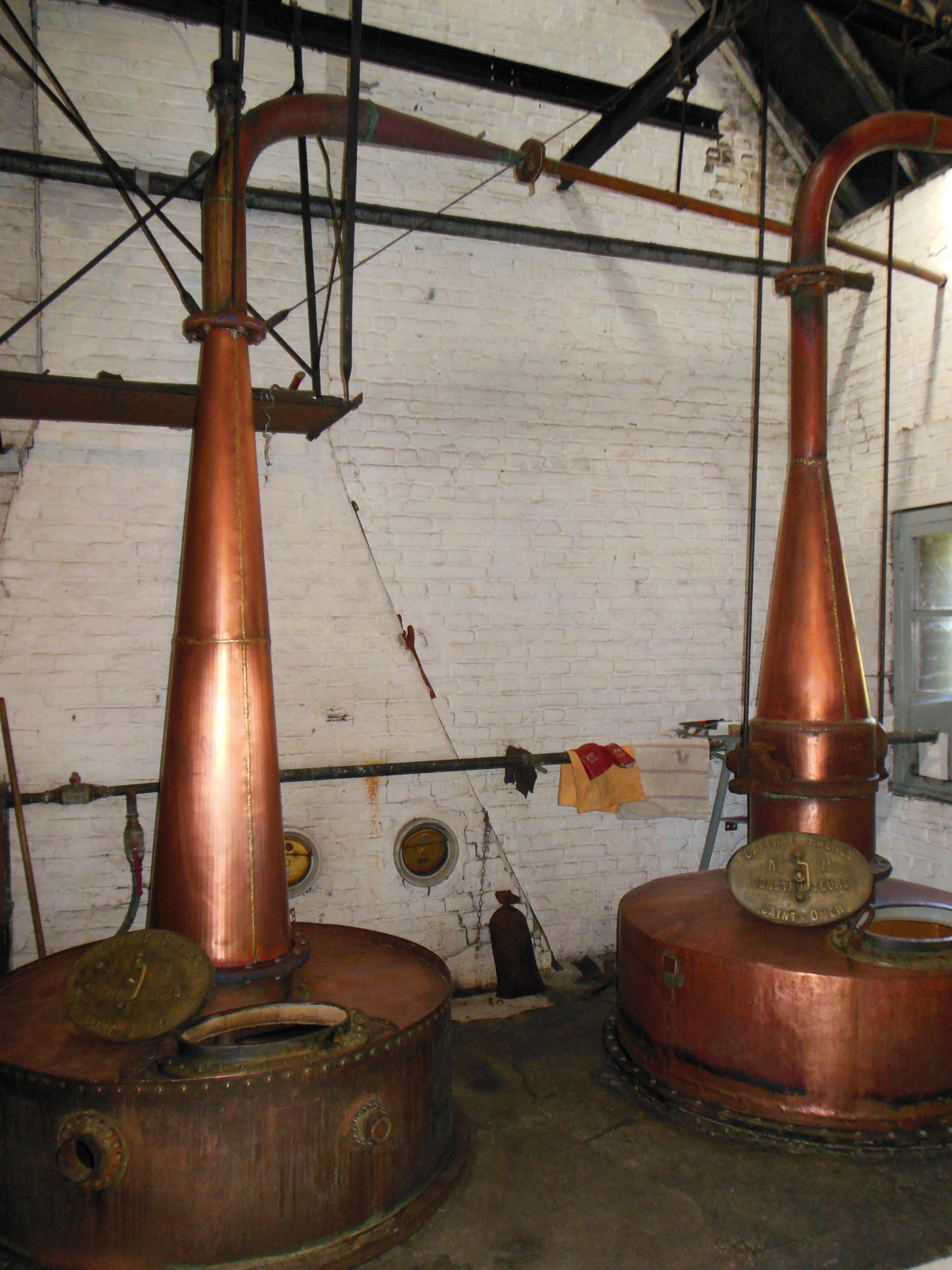 Distillerie Persyn Alambic.JPG