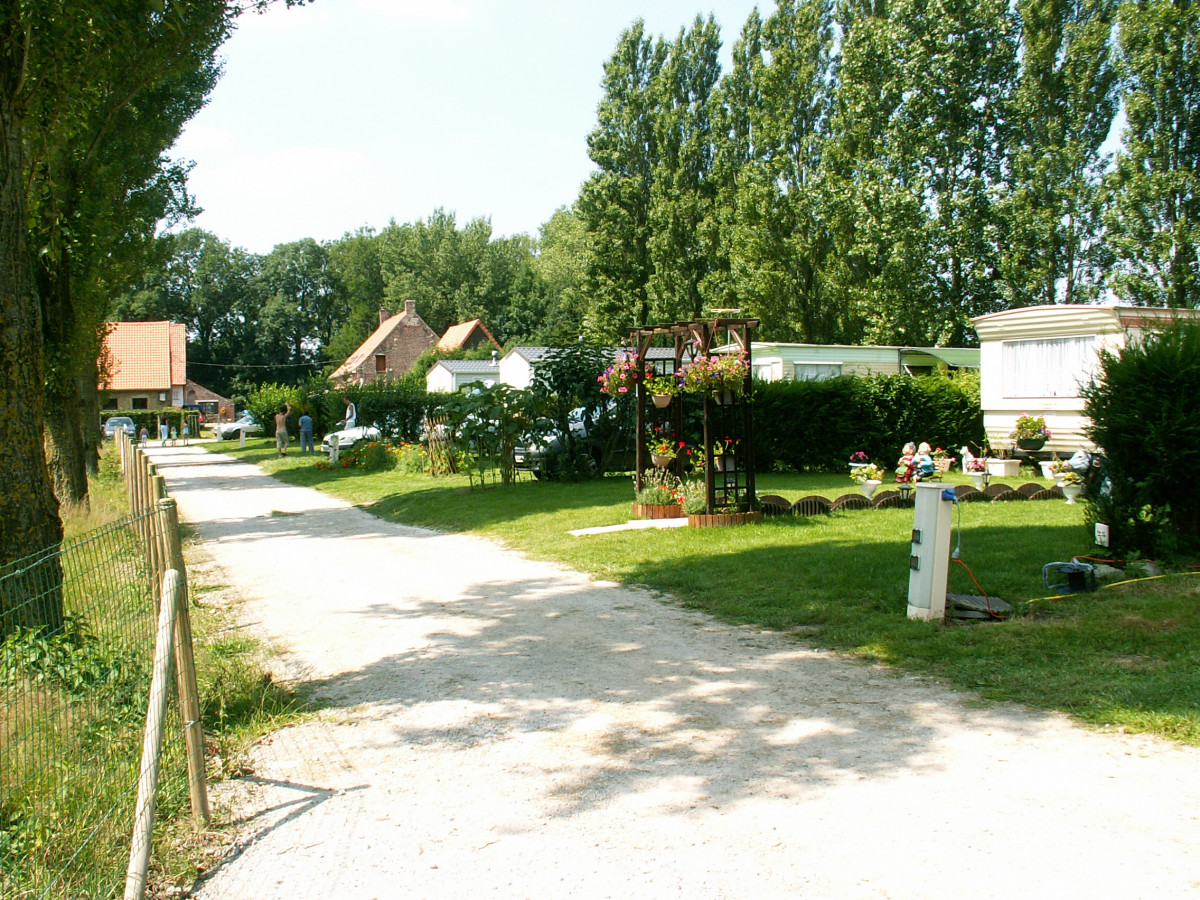 Gite Camping des Roses 03.JPG