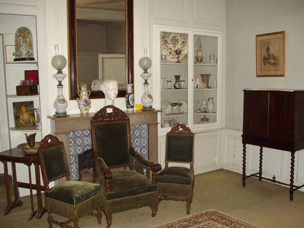 interieur musée 020 - M. Grassien Les amis du musee Jeanne Devos.jpg