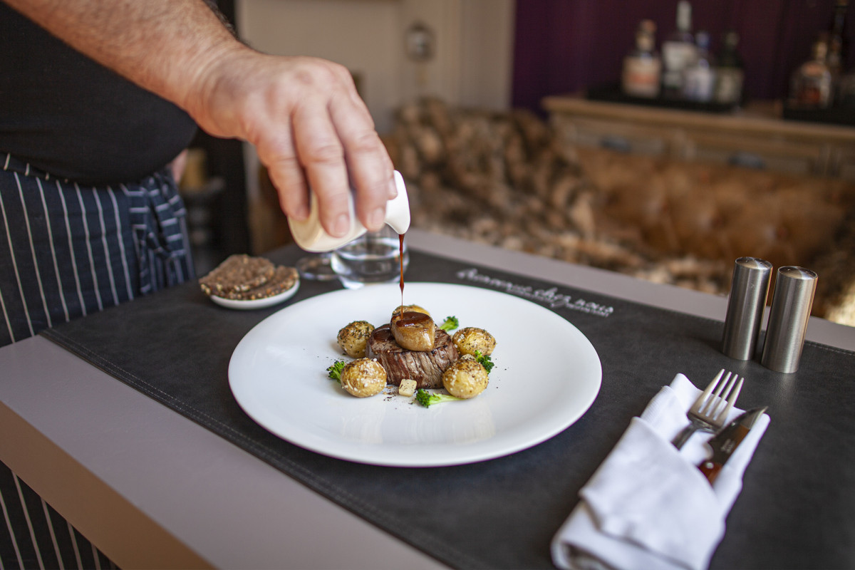 Assiette bienvenue chez nous pr beffroi en scene 2022.jpg