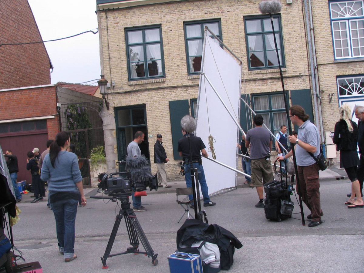 bienvenuechezleschtis-tournage-bergues (1).jpg