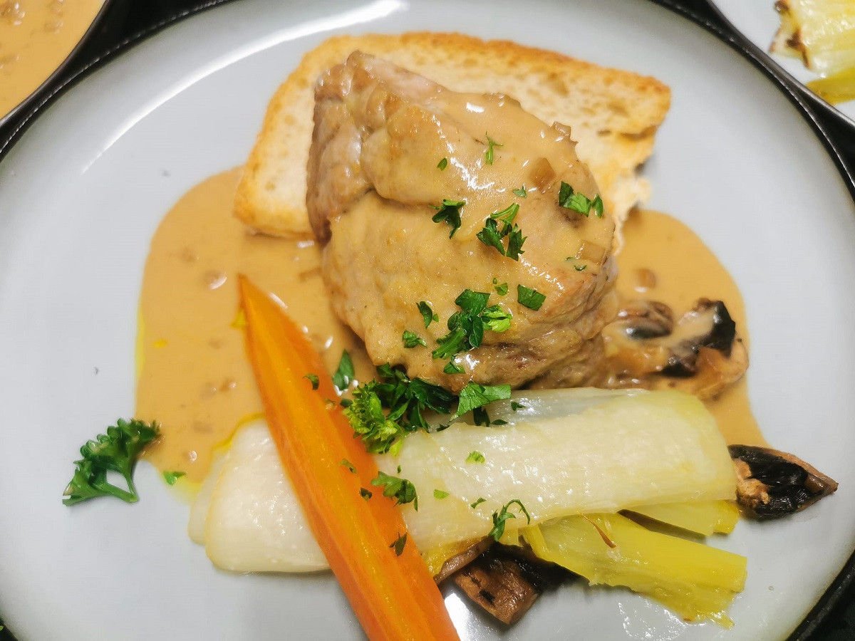 Kruys straete Ris de veau aux champignons 2023.jpg