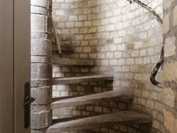 escaliers beffroi bergues- EQ (1).jpg