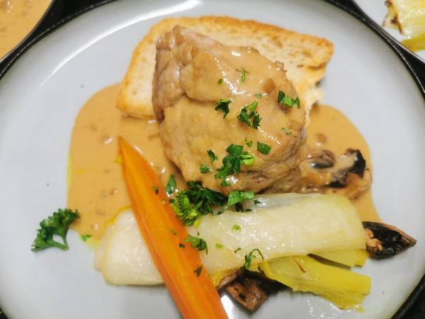 Kruys straete Ris de veau aux champignons 2023.jpg