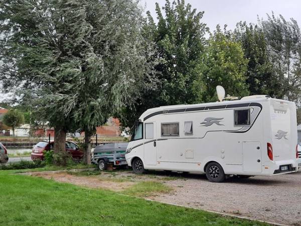 Watten-aire-camping-cars - L.Lecoutre mairie©.jpg