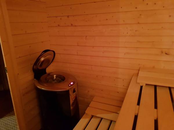 au-soleil-vert-sauna-four.jpg