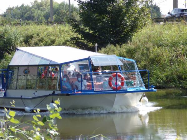 bateau croisière Bergues Coudekerque 2.jpg