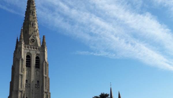 800x600_eglise-kiosque-hondschoote-13012.jpg