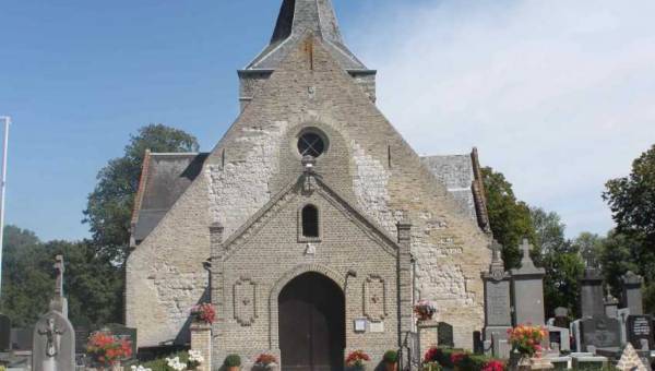 église Eringhem.jpg